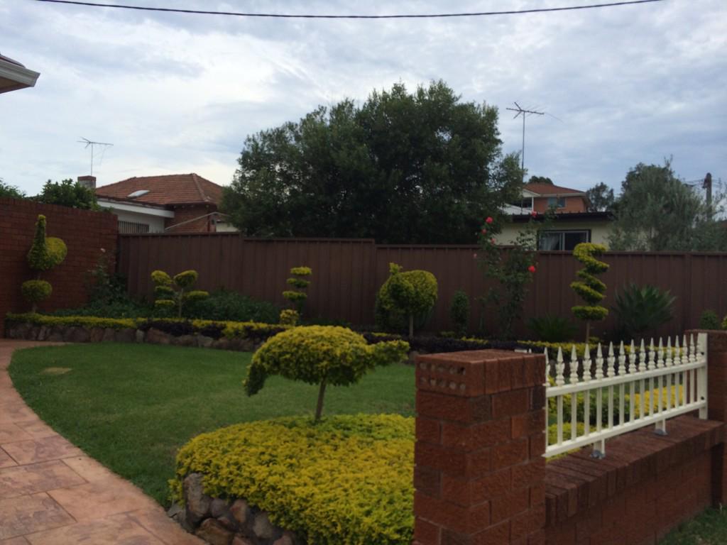 yuyewu's tweet photo. Northam Ave #bankstownlive #bankstownbiennale #bankstown #sydfest http://t.co/2ZCSIhKdvf