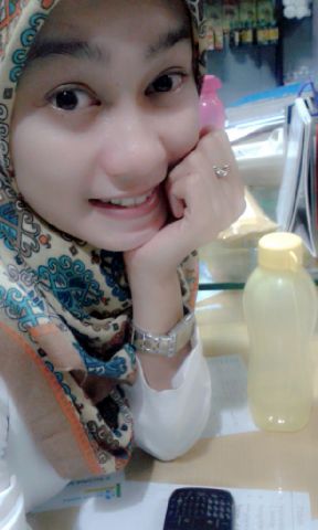 ipunk_zie's tweet photo. Asalamualaikum, selamat sore miinn @SelfieHijab http://t.co/tSnNShplrR