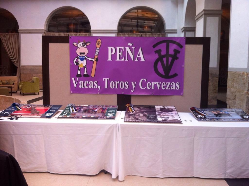 VacasTorosCerve's tweet photo. Ya va cogiendo forma... http://t.co/UzeweRH6kS