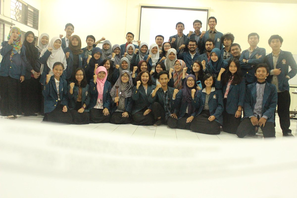 Alhamdulillah,
Akhirnya Sidang Umum LK F.Psi berjalan dgn sukses &amp; lancar. :)
Thanks to smua LK F.Psi periode 2015 :D