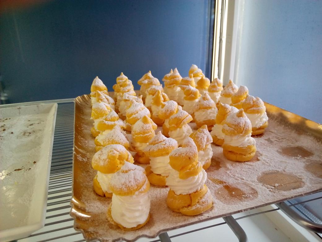 daniele_gio's tweet image. Oppure qualche chantilly? #glutenfree #senzaglutine #torino @physiocoder @Zero_Glu