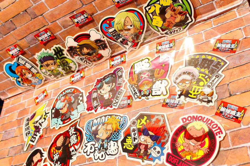 One Piece麦わらストア渋谷本店 V Tvittere 新商品 大反響を呼んだゾンビの次は なんとヤンキーに変身しちゃいました 腕秘威主 ステッカー各種 460円 税 イベント限定コーナーにて好評発売中 麦わらストア Onepiece Http T Co Pyusorf0eu