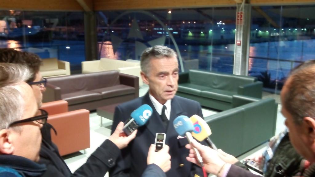 terrones15's tweet photo. El jefe del Estado Mayor de la Defensa alerta en Cartagena de las nuevas amenazas terroristas http://t.co/F1g0b6YBmn"@caloriii