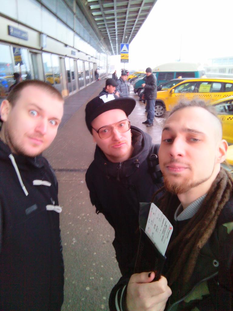 DKayDrummasta's tweet photo. We boutta leave Moscow! Me @ALAMI_RAP and @ttNTone http://t.co/1jq6Mblhvr