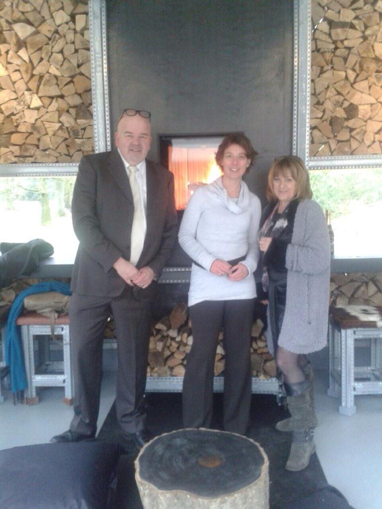 MooyWarm's tweet photo. Gisteren geslaagde Kick Off gehad van MooyWarm op de mooie locatie @AntropiaCongres http://t.co/ZxNc0I2YqO