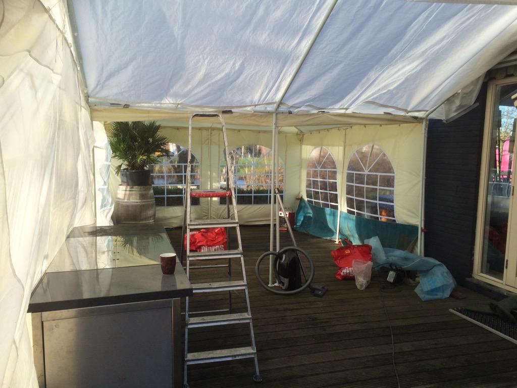 ThaBonerz's tweet photo. #workinprogress voor live gig in Papenveer of all places http://t.co/z9XU30esRF