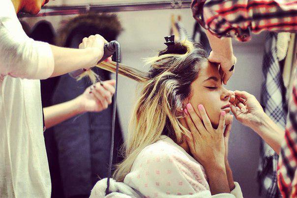 LoosLuzz's tweet image. Martina Stoessel