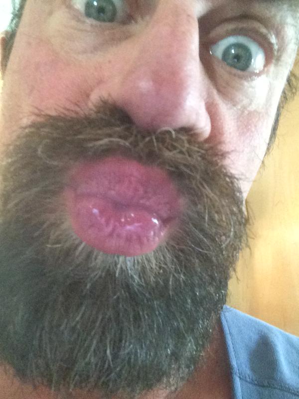 PoZZ ~ MerKin 4 HiRE tweet media