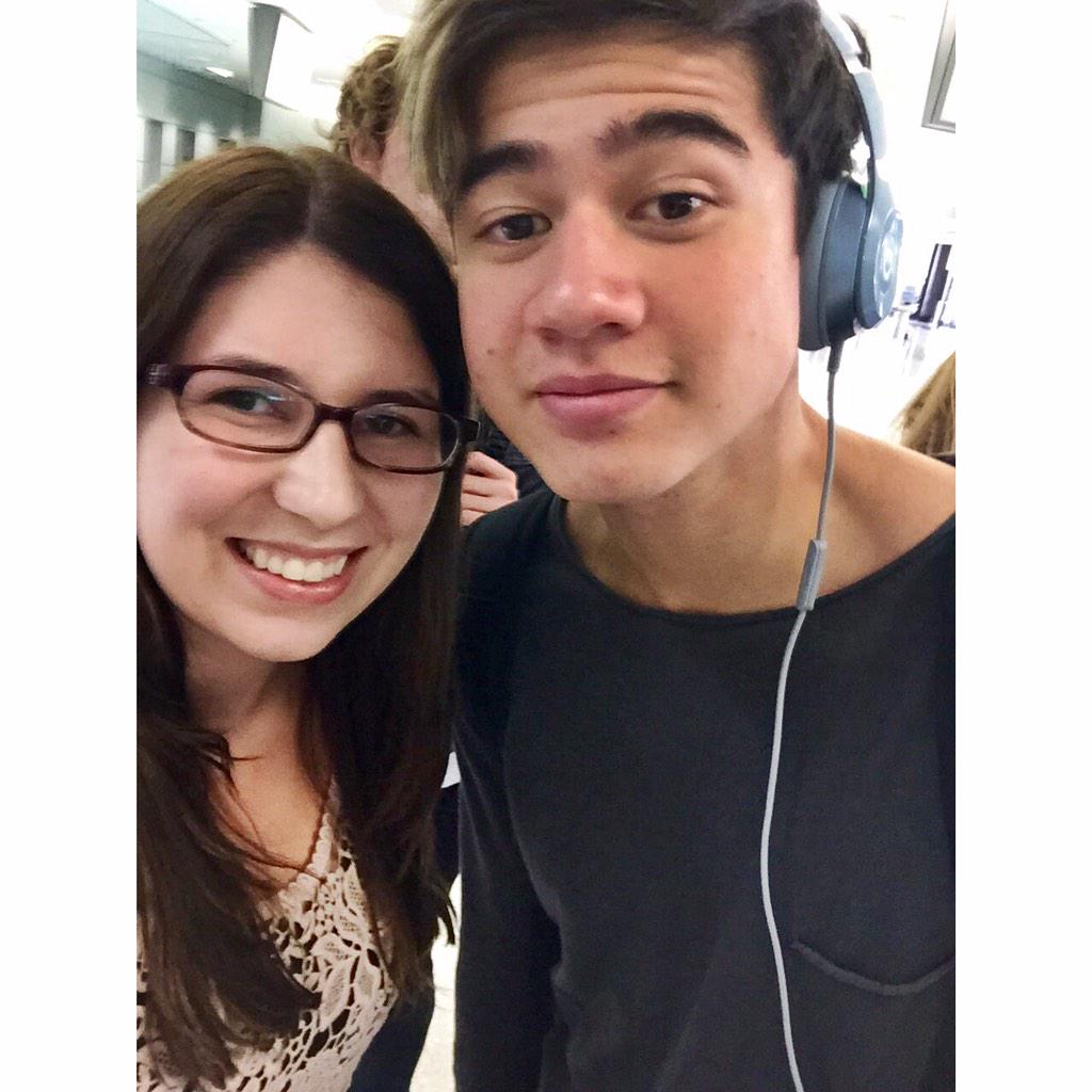 Happy Birthday to 1/4 aussie beauties, Mr. Calum Hood !!!    