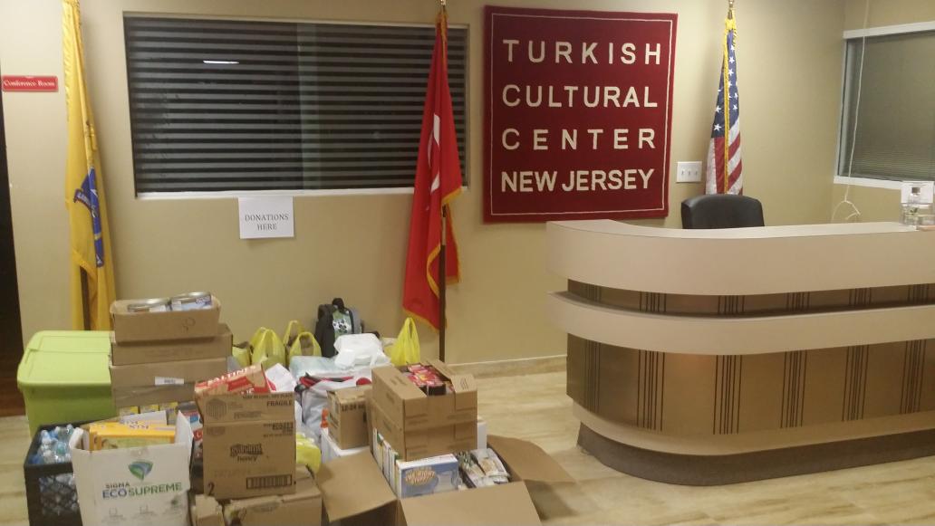 TCCNJ's tweet photo. You may bring donations until 5 pm for today's delivery. TCC #Bergen #Palisadespark #Avalon #EdgewaterStrong http://t.co/8nNUxhKG2K