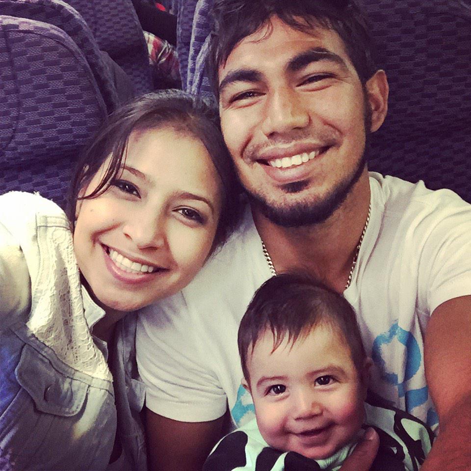 licethcasanovaz's tweet photo. Felices por que estamos juntos 😀👪❤️ #Pachuca http://t.co/21IOtlDPML