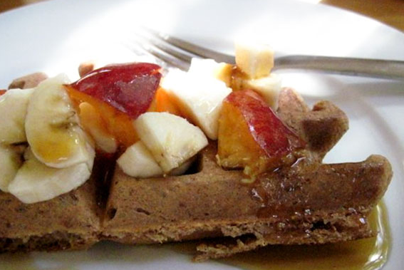 PlantBaseRecipe's tweet image. Oatmeal Waffles Recipe: plantbaseddietrecipes.com/oatmeal-waffle… #PlantBased #Vegan