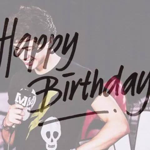 Happy BirthDay Calum Hood. I LOVE YOU 