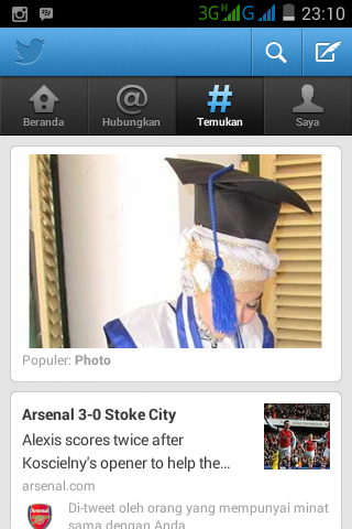 siolive_18's tweet photo. wow foto ka Olive S.Pd @siolive_ #siolive_ wisuda masuk populer hari ini http://t.co/mXnNT2PKPc