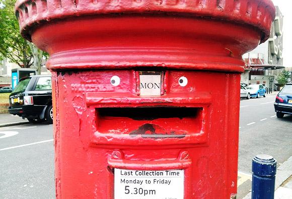 Hello! Who's having a happy Saturday? #PostmanPat