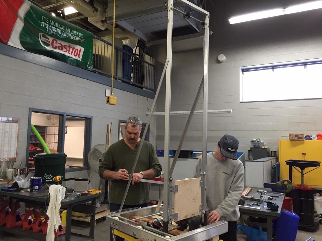 STJRobotics's tweet image. NEW SEASON NEW ROBOT #buildprogress