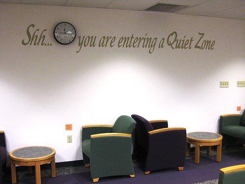 TarletonLib's tweet image. Looking for a quiet place to study? Checkout our Quiet Zone! Upper Level/3rd Floor. #thelibraryrocks #quietstudy