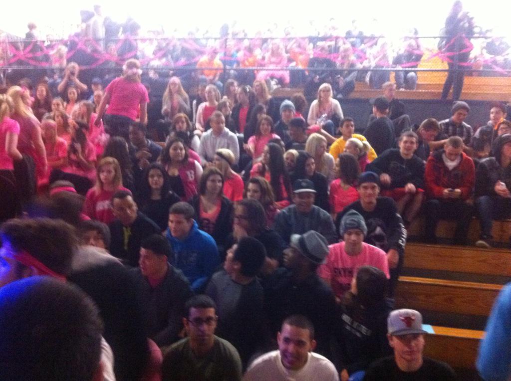 math_geek1234's tweet photo. Seniors!! http://t.co/cSuHmDuNAQ