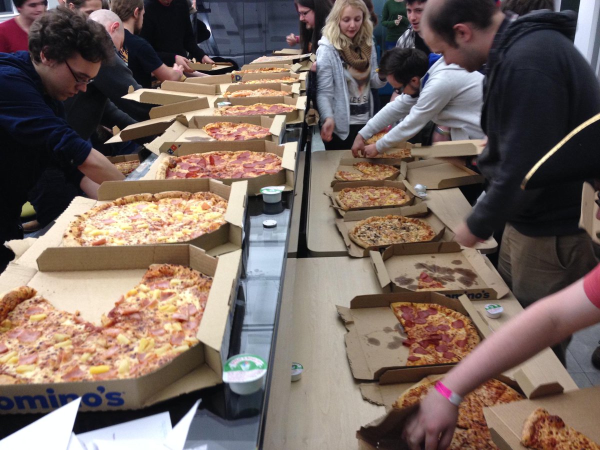 thomasfyfe's tweet photo. Pizza has given me that needed boost to push on with art assets, 80 tiles and counting! #AMGjam #GGJ15 http://t.co/ICsv69XuP7