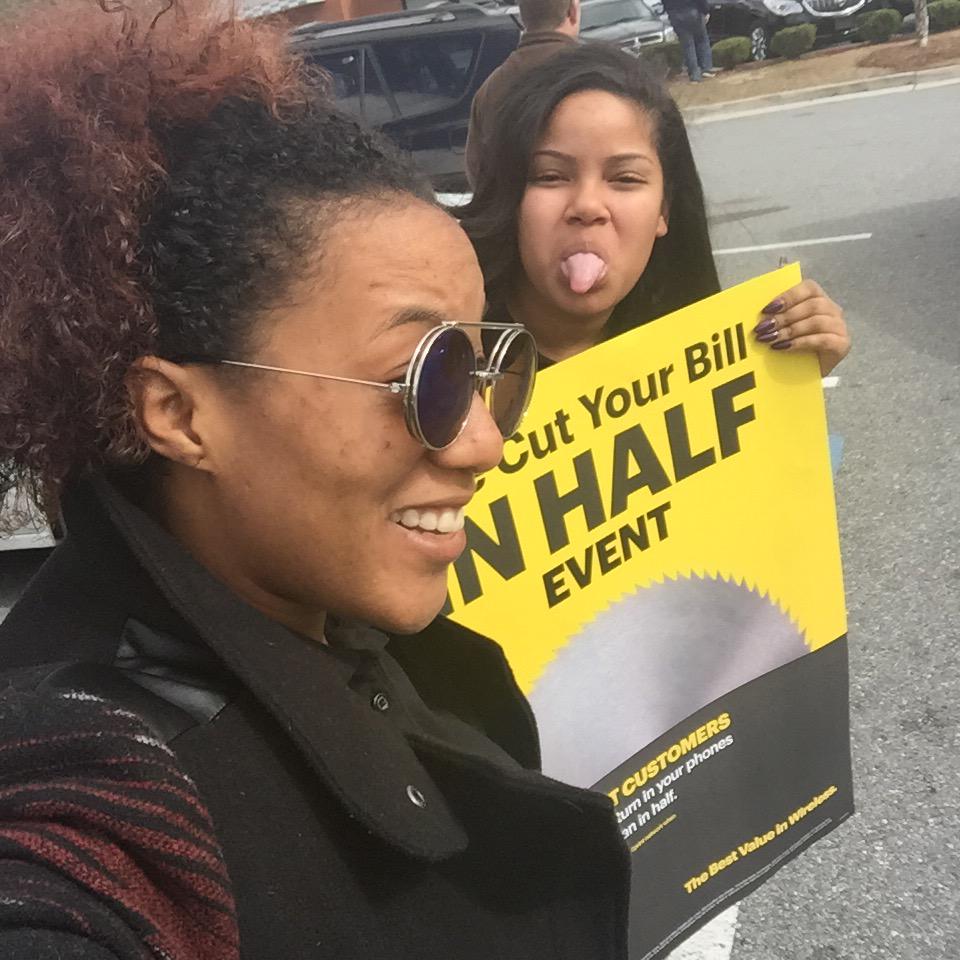 SingRobbin's tweet photo. #Cutt your bill in half!!!!! http://t.co/Lpxb1v9N1r