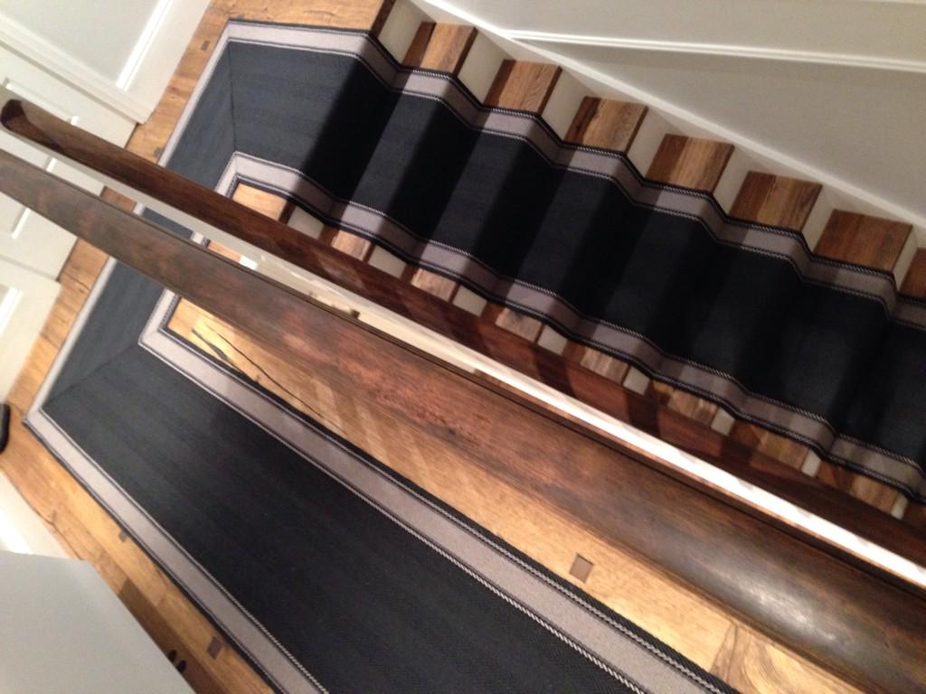 SDScarpets's tweet photo. Stunning sewn on site &amp; modem colours @Roger_OatesUK #carpets #Flooring #design #interiordesign #wool #runner #stairs http://t.co/lFHM7v11v9
