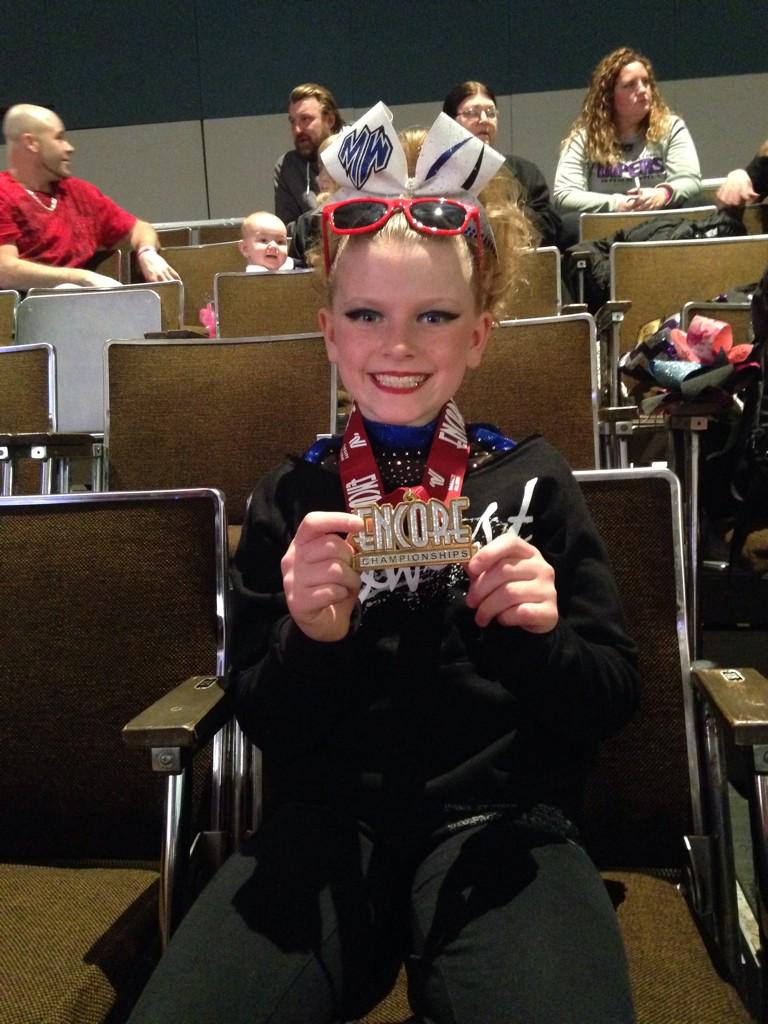 stephgorman0620's tweet photo. @mcepanthers #fancykatz got 1st place!! @BenjaminJPeter1 ππππ http://t.co/HdZSQPCXAm