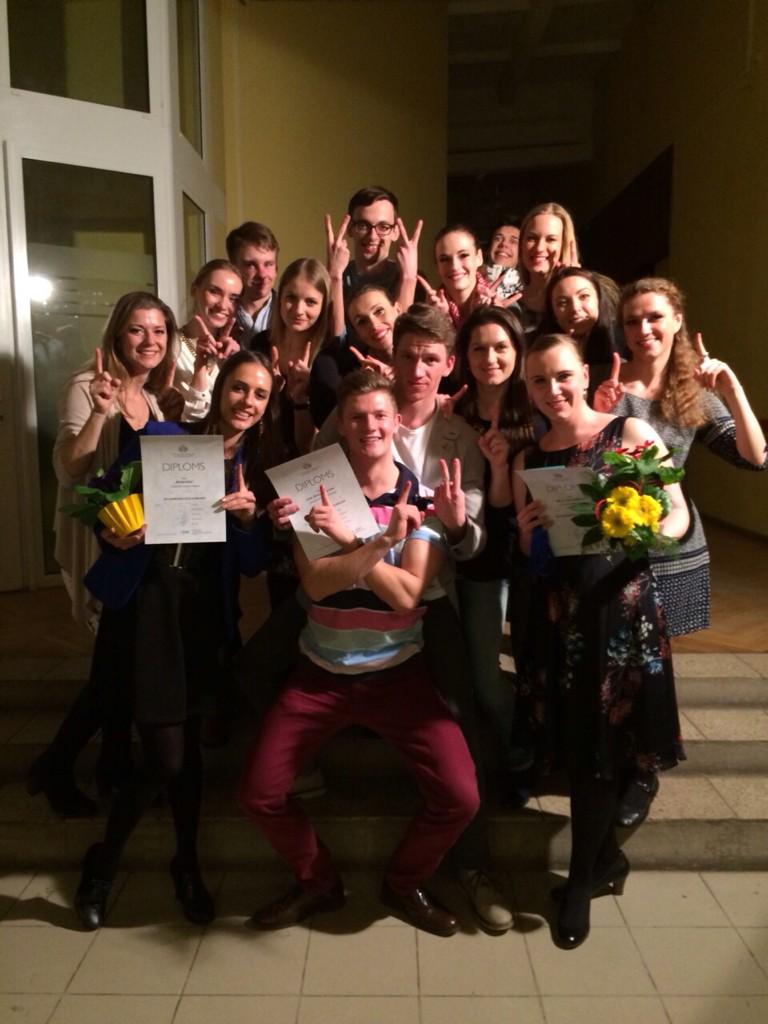 Mūsu horeogrāfi paņēma visu iespējamo.Aijai un Lāsmai 1.vieta,Mārim 2.vieta,Aijai specbalva"jaunais horeogrāfs 2015"