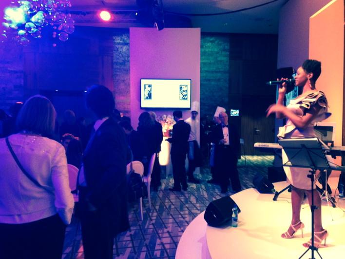 ulfhell's tweet image. Høy partyfaktor i Davos, her i Intercontinental, som gikk konk ifjor og trenger gjester. @Aftenposten #Davos #WEF2015