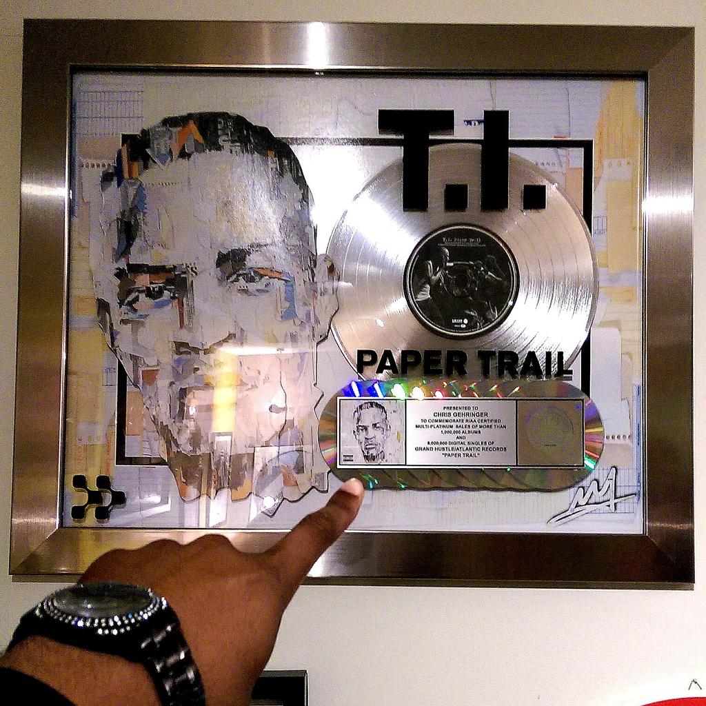 iamRichCole's tweet photo. Im reaching out to @Tip . Salute King http://t.co/typyced856