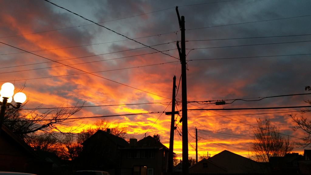 OrangeCrushtina's tweet photo. #Colorado right now. http://t.co/aLUzWGTsvN
