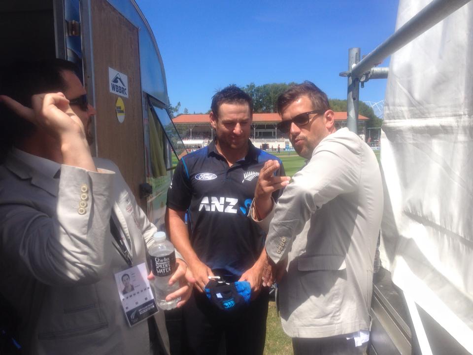 TheACCnz's tweet photo. Giving the Komodo some advice... http://t.co/soPxZqlBtL
