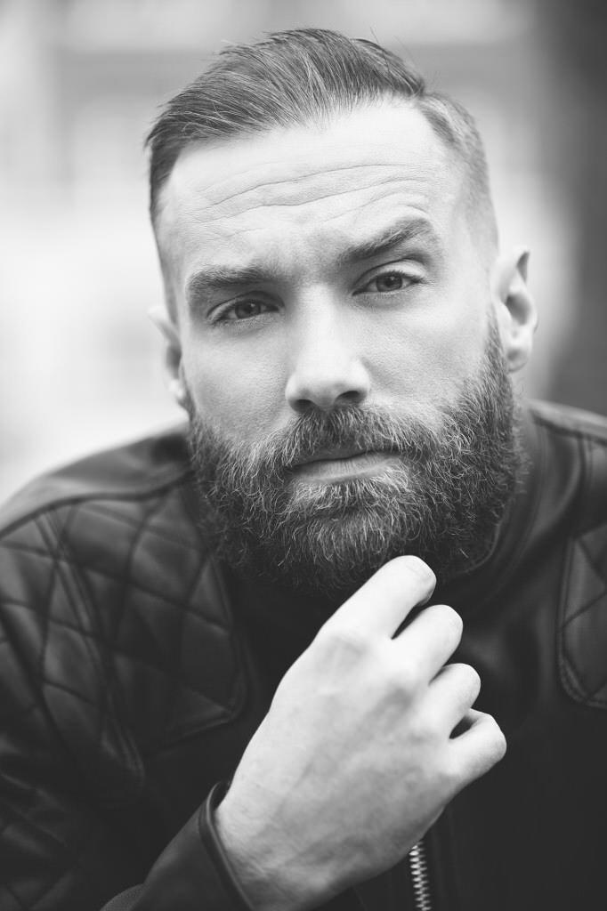 Hannahf206's tweet photo. Man I wish I could marry him!! @CalumBest  😍😍😍😍 http://t.co/zayj3AnCCK