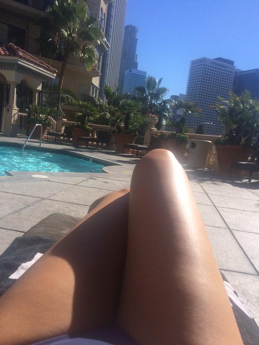 How I'm spending my Saturday 🙌 have a great day everyone 💋💋💋 http://t.co/xzEWUEj1Tq<a href="/tag/playtime"class="tags"><span>#playtime</span></a>