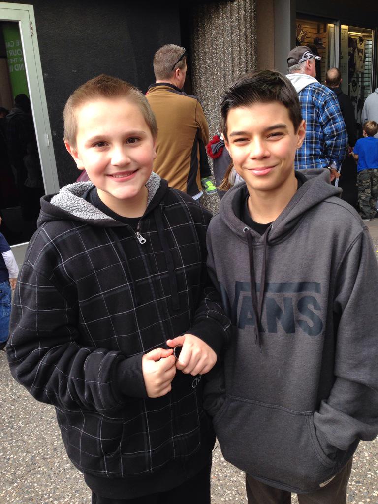 Esther Roe (@seeinstarzzz) | Twitter