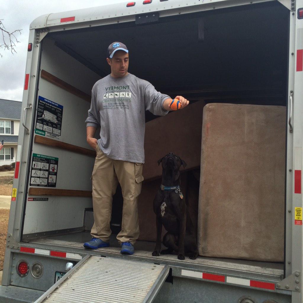 K9sOverCoffee's tweet image. Buzz &amp;amp; his chuck-it ball..he follows it anywhere, also on U-Haul trucks 😉#movingwithdogs #k9sovercoffee
