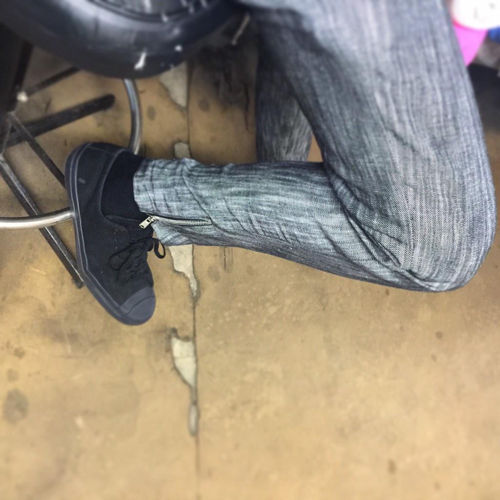 kild_official's tweet photo. SS15 elastic waist slacks, with 3 button fly, and 5 inch ankle zip. #Casual #kild #kildinamerica #fashion #unisex http://t.co/LjaC5NXgoF