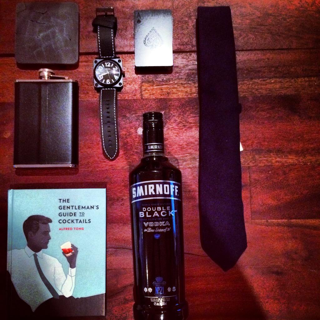 christian dare tweet media