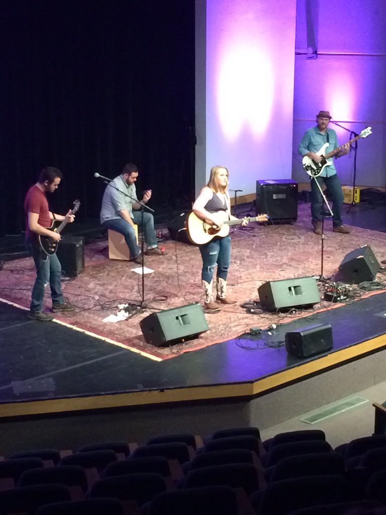 soundlizzard's tweet photo. Khiana Meyer performing Only Missing You. @SECCAcontempart #TMF2k15 http://t.co/bSknTAdQWb