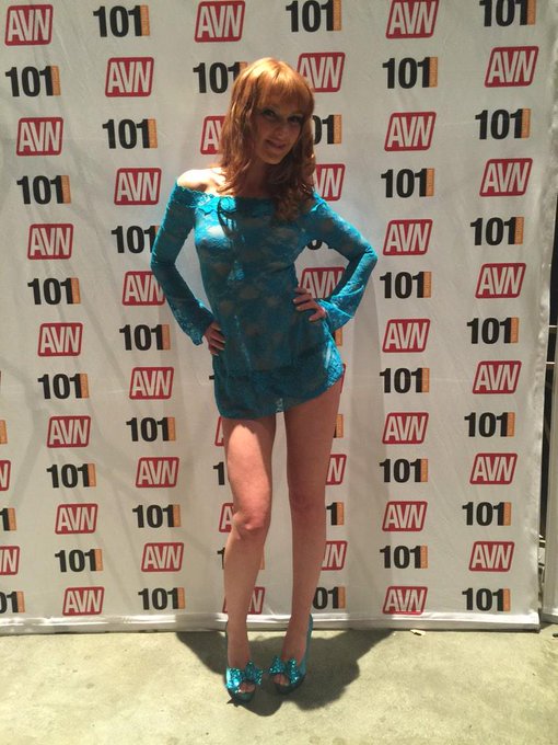 Come see me NOW until 4pm at the 101 modeling booth!!! http://t.co/gmEAXd43di<a href="/tag/mvsales"class="tags"><span>#mvsales</span></a>