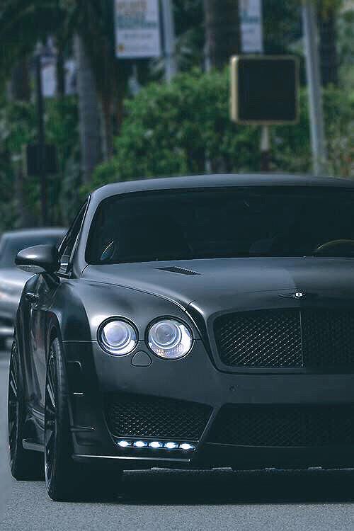 SexCarsDaily's tweet photo. Matte Black 💸😍 http://t.co/Mjv5qF3QLD