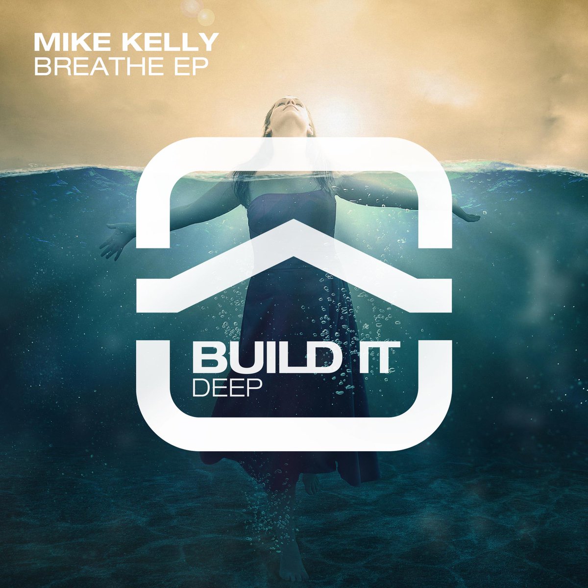 BuildItRecords's tweet photo. Released Monday! The latest EP on #BuildItDeep
Mike Kelly (SA) - "Breathe"
@ByMikeKelly http://t.co/6MCk1A2U2Z