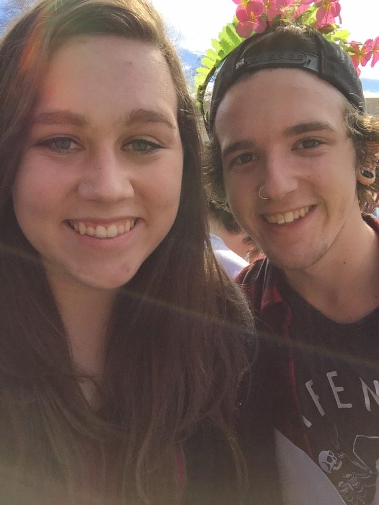 abettermii1's tweet photo. Ryan/@ChildDolphin !! So nice to meet you! http://t.co/cogSWUFjil