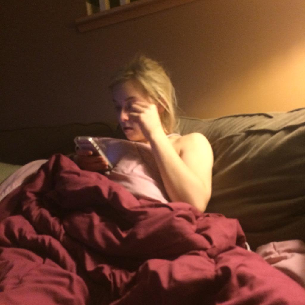 beckquar's tweet image. 2 can play that game #beetch #sissyslut