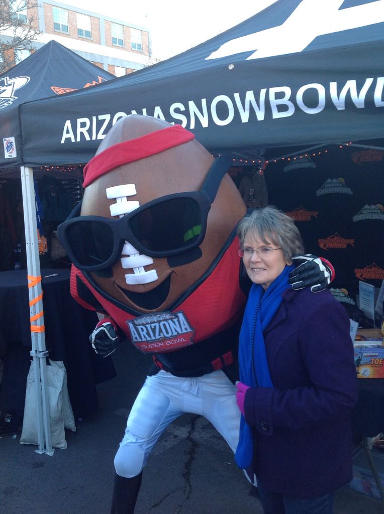 Flagstaff City Council Woman Karla Brewster says hello to Spike from <a href="/AZSuperBowl/">AZSuperBowl</a> at Dew Downtown. #SB49 #SBCentral