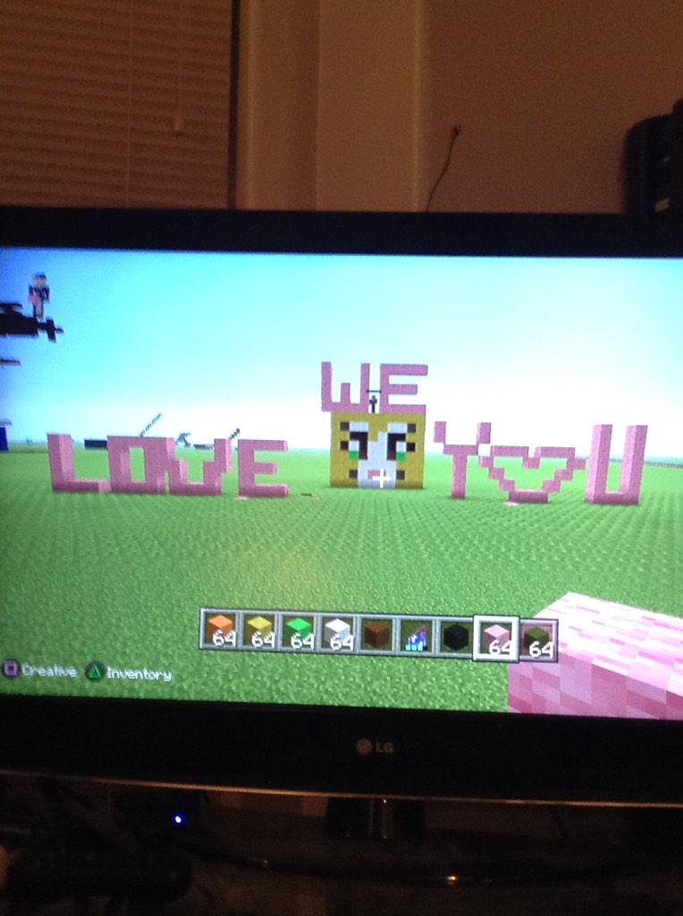 bjackzilla3's tweet photo. @stampylongnose http://t.co/nJy0aGOeko