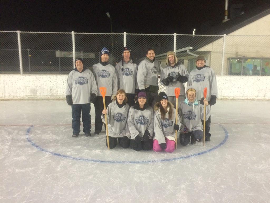 pnky31's tweet photo. Awesome night of #broomball at #roblinpark with team #NKOTB @RoblinParkCC http://t.co/L8kTFm2uiA
