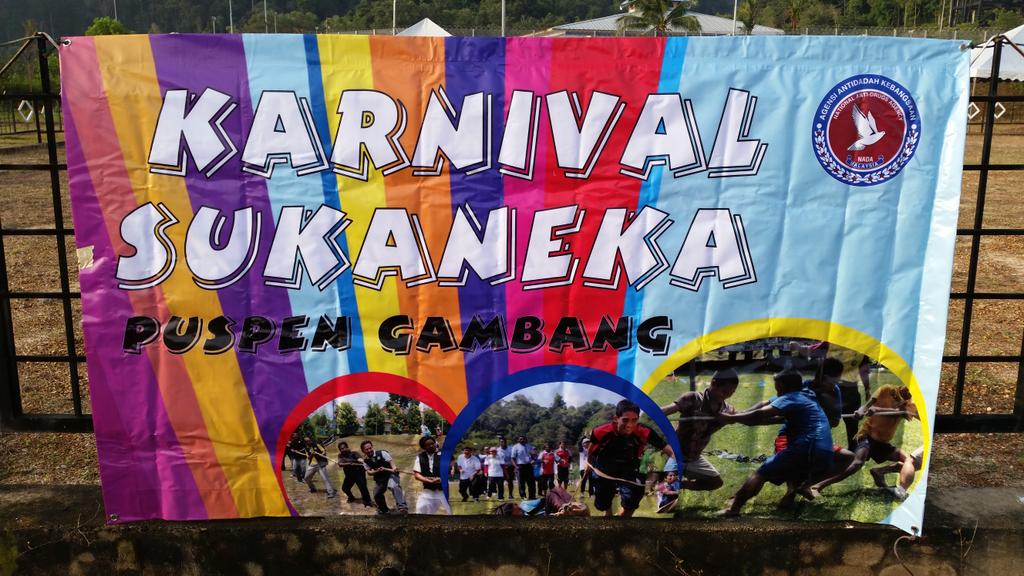 CCRCGambang's tweet photo. MINI KARNIVAL SUKANEKA PUSPEN GAMBANG PADA 21.01.2015
@KPAADK @azmimus68 @CCRCGambang 
#puspengambang http://t.co/fwbuMmYrfT