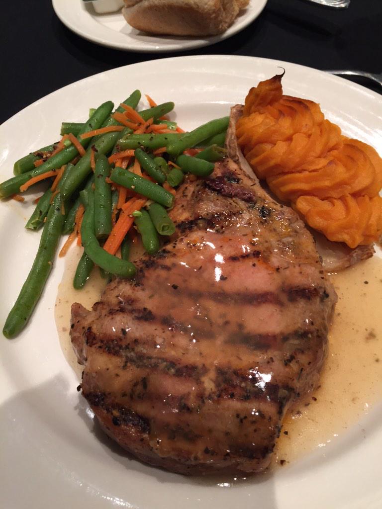 MNFarmLiving's tweet photo. #mfbfignite http://t.co/lsOVfQ05h6
