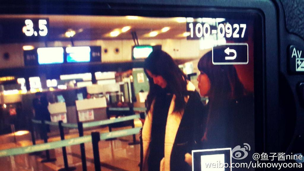 [PIC][25-01-2015]YoonA trở về Hàn Quốc vào sáng nay B8KNYW1CAAAXo9f