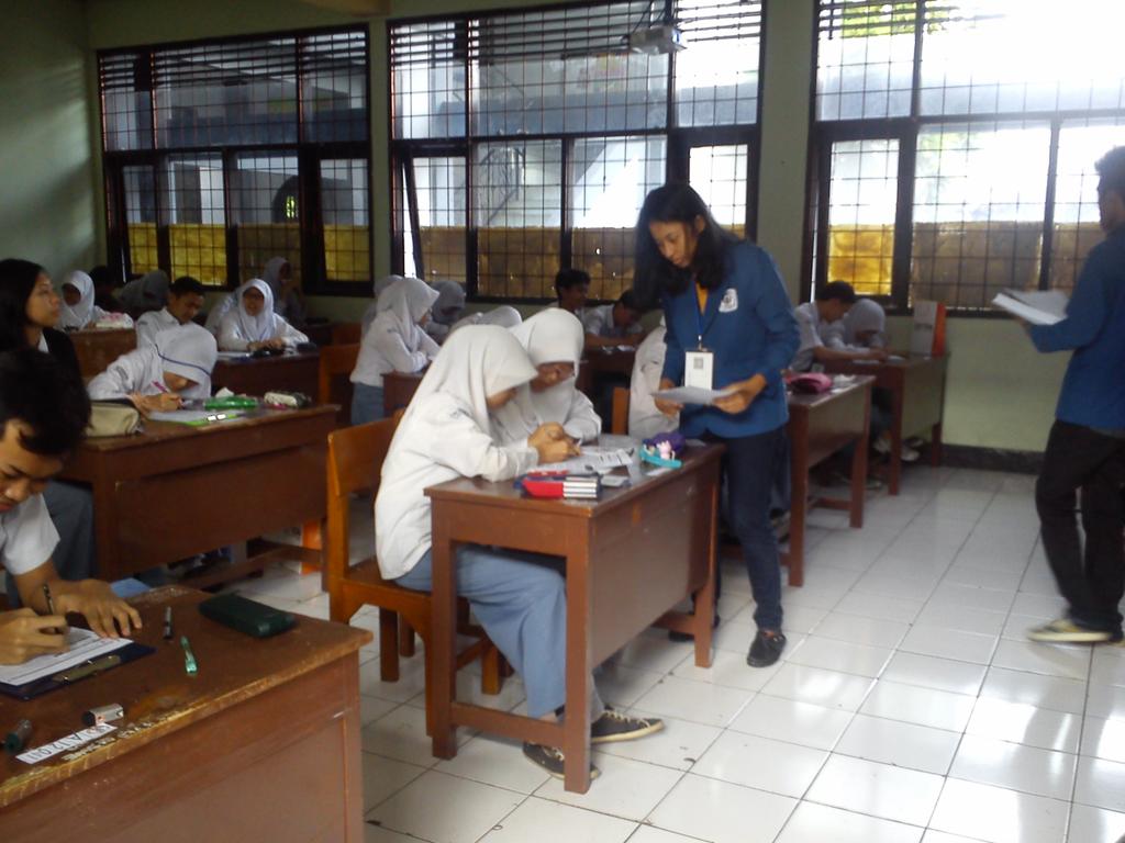 STATION_2016's tweet photo. Soal sudah dibagikan pada peserta @STATION_BOGOR. http://t.co/crXgRqSGaC
